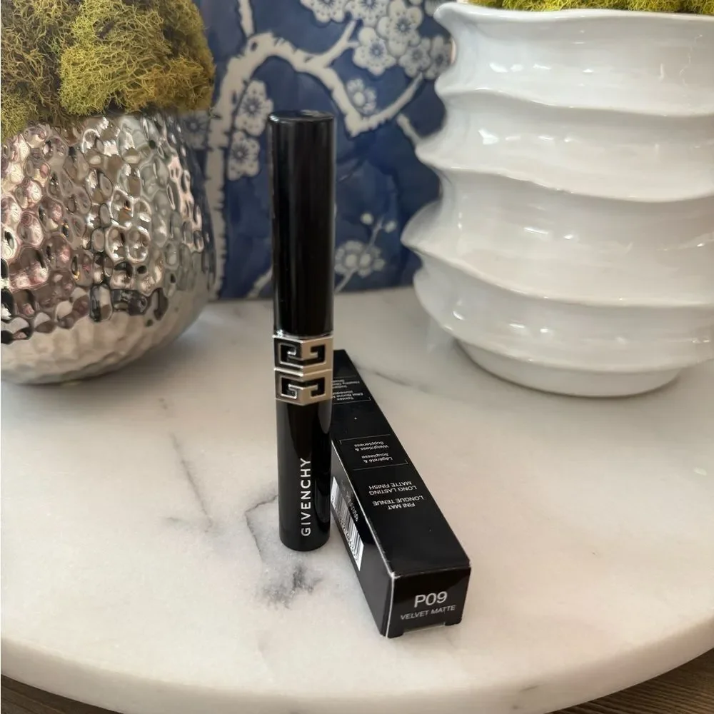 Givenchy Lipstick in BLUSHING TULLE